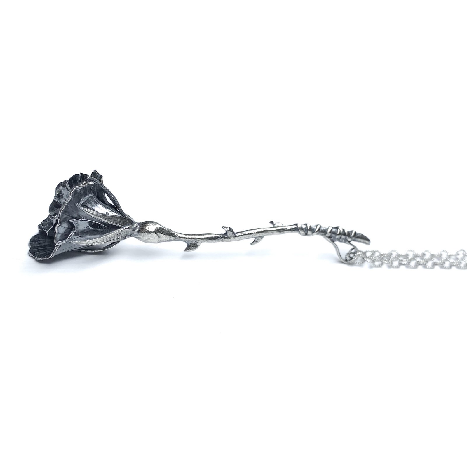 【OPEN YY】ROSEBUD NECKLACE, SILVER 925 Sterling Silver Oval Link Chain Necklace with Bujukan